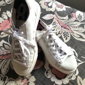 Anthropologie P448 low jack zeddy sneaker with calf hair tongue US 9, size 40